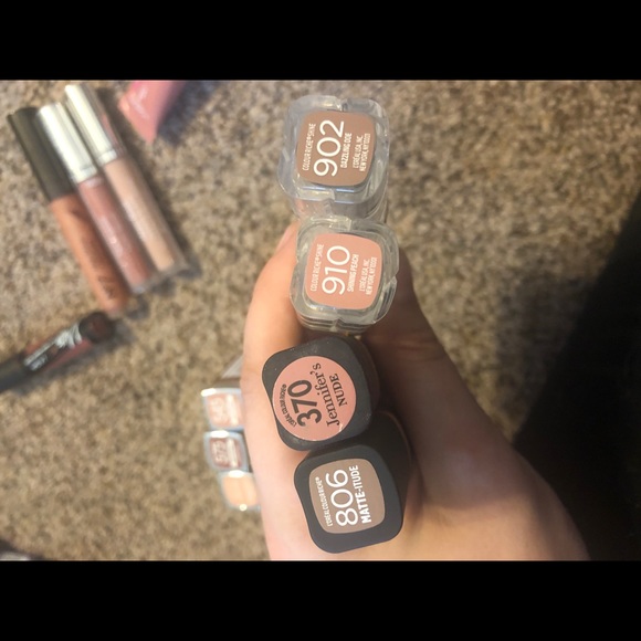 Drugstore Lipsticks and Glosses - Picture 3 of 4